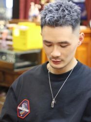 -贝勒爷专业男发
