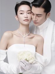 -至臻微拉婚纱摄影
