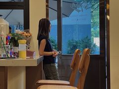 -Reset Coffee 与海咖啡