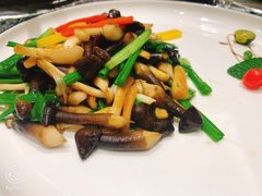 -聚宾楼·烤鸭·家宴(科技三路店)
