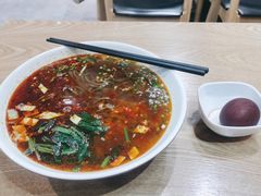 -三好食堂(煎饺·馄饨·肉饼米线·盛世广场店)