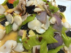 -宾朋海鲜特色美食餐厅·纯手工鲅鱼水饺(兴海路店)