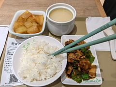 -老乡鸡(融科天地店)
