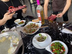 -牛一煲美食(江高店)
