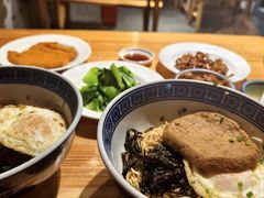 -沪西老弄堂面馆(定西路店)