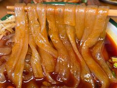 -拈签一笑黄牛肉辣卤串串