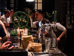 -Long Bar(莱佛士酒店)