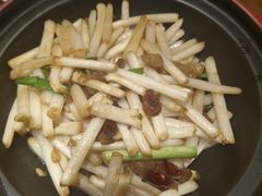 -钵家大院·地道湖北菜(江夏·大花岭店)