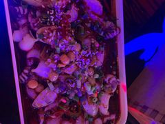 -路边边地标烧烤·川菜·小龙虾·音乐酒馆(良乡长虹店)