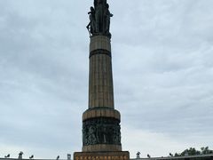 -人民防洪胜利纪念塔