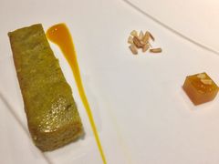 -广州塔卢特斯法国旋转餐厅