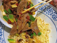 -李与白包子铺(桐梓林店)