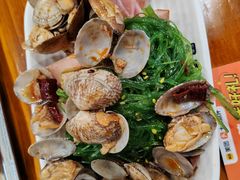 -哈尔滨小酒馆·鲜肉现穿自助烧烤(康新花园店)