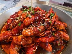 -巴厘龙虾·榜首油焖大虾(音乐学院·沿江酒馆店)