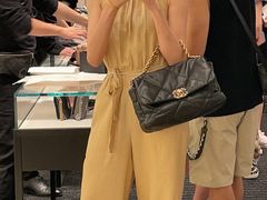 -CHANEL(恒隆广场店)