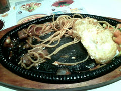 -菲滋意式休闲餐厅(北仑银泰城店)