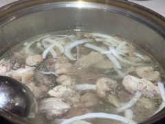 -喃喃椰·糟粕醋·椰子鸡火锅(七堡花园店)