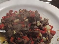 -费大厨辣椒炒肉(高铁吾悦广场店)
