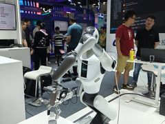 -东浩兰生上海世博展览馆