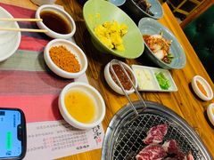 -草家酱蟹炭火烤肉店(珲春南路一店)