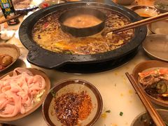 -黄潇洒老火锅(九眼桥宏济巷店)