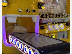 -泡泡玛特POPMART(上海环球港店)