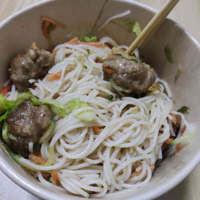 越南粉丝-"心心念念的越南粉丝终于开门了,算是华工附.