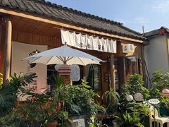 -啢啢茶寮(芳华横街店)