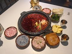 -卤校长老火锅(杨家坪直营店)