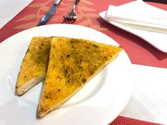 餐前面包-小蕃茄意大利餐厅(开发区时尚天街店)