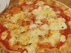 -城市大道红炉披萨烘焙坊