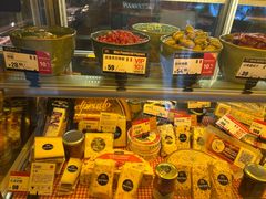 -MEAT MATE 鲜食肉铺(凤凰汇·里巷店)