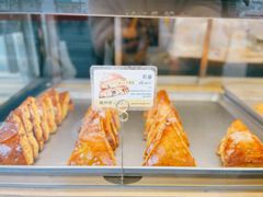 -鲍师傅糕点(江苏路店)