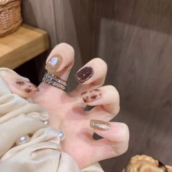 -UGIRL有个美甲