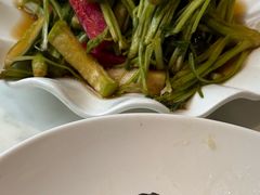 香菜根-高玛纳驴肉火烧(河间总店)