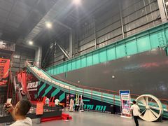 -极限PLAY运动娱乐新世界·团建派对表演休闲馆·室内高空游乐园