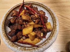 -隔壁老王·家常云南菜(花巷店)
