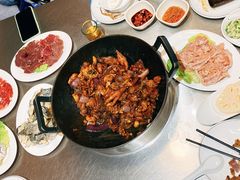 -胡须佬鸡煲四季火锅店(石厦西村直营店)