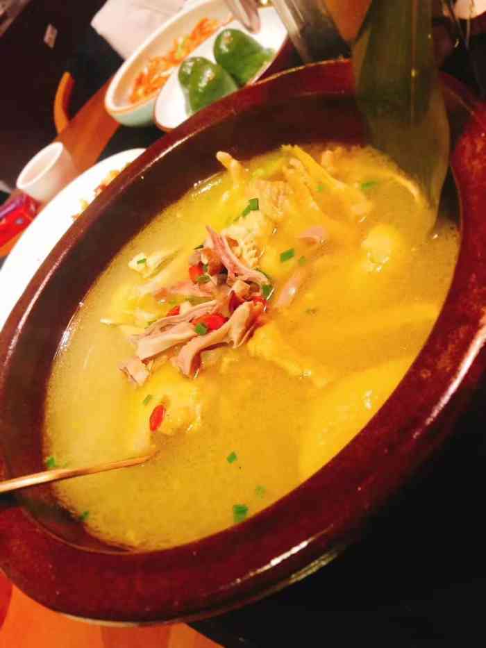 金鱼妈妈的店(庾村店)-"听说这家可是莫干山的网红店呢,山下一家店.