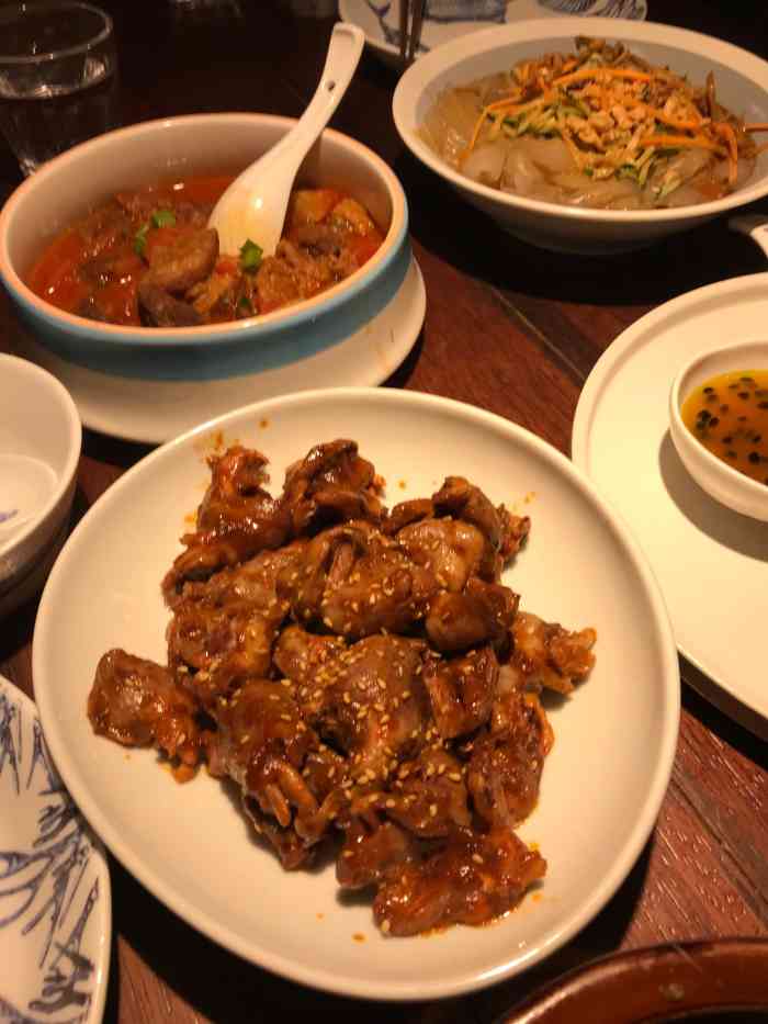 前海沿61老青岛家常菜香港中路佳世客店