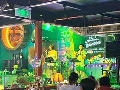 -Famous肥猫墨西哥音乐餐吧(五棵松华熙LIVE店)