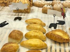 -光明牛奶棚(南泉店)