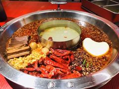 -谭鸭血老火锅·匠心(环球港旗舰店)