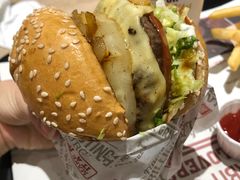 -The Habit Burger Grill 哈比特汉堡(爱琴海店)