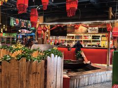 -老滇山寨•云南特色菜•地方菜•民族风情歌舞表演(金碧店)