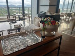 -瑰丽酒店·海吧·天际下午茶·现场DJ·天台酒吧