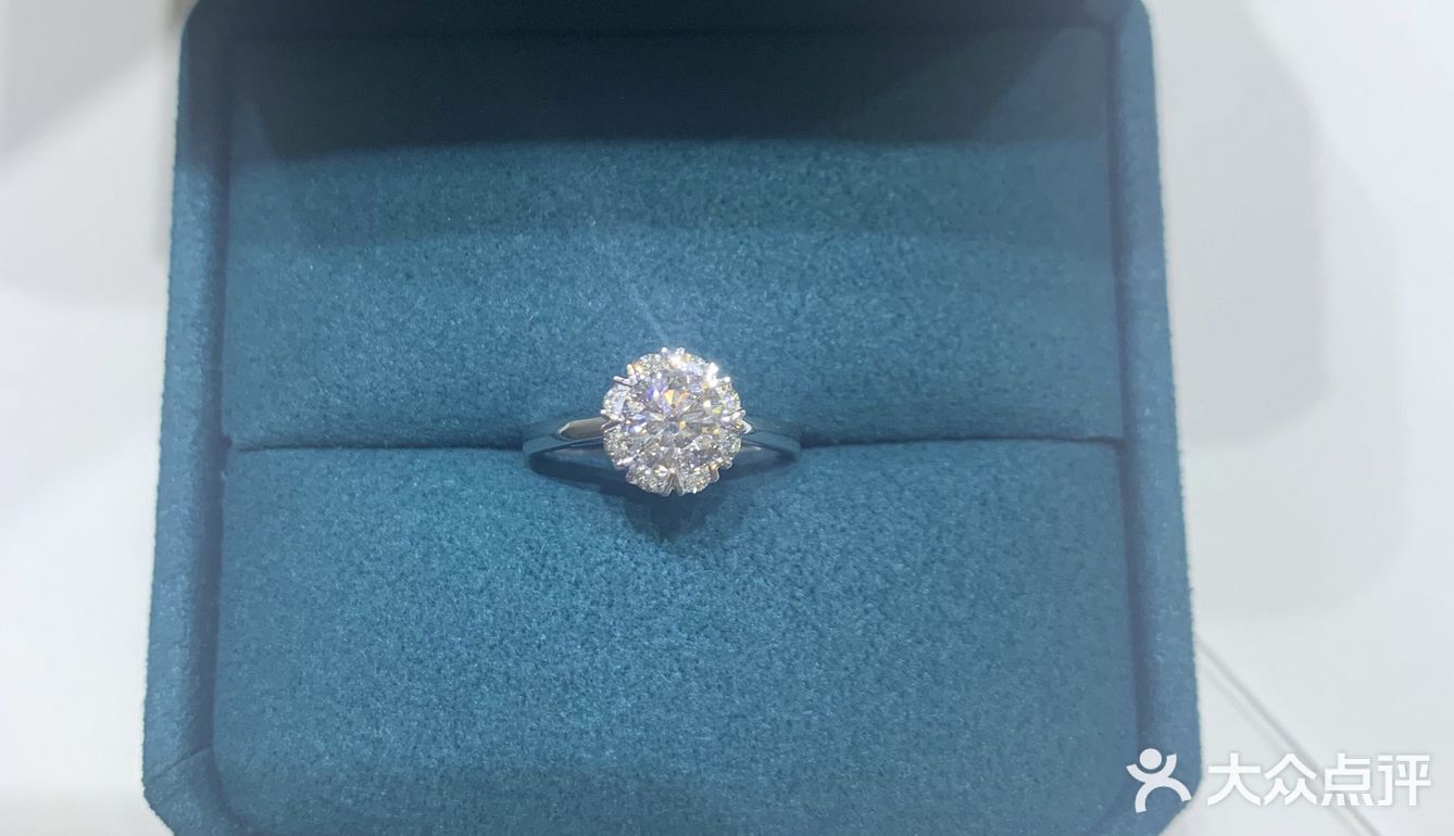 让爱意蔓延指尖,这款Love cake让你感受甜蜜