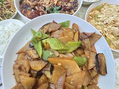 -哈尔滨菜馆(马家园南街店)