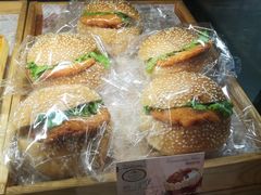 -宏发红西饼屋(天津路店)