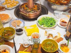 -乡土特色.冷锅鱼.牦牛肉汤锅